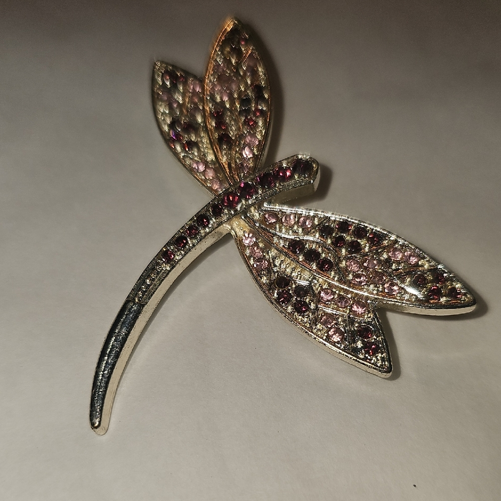 Elegant Dragonfly Brooch with Pink and Red Accents